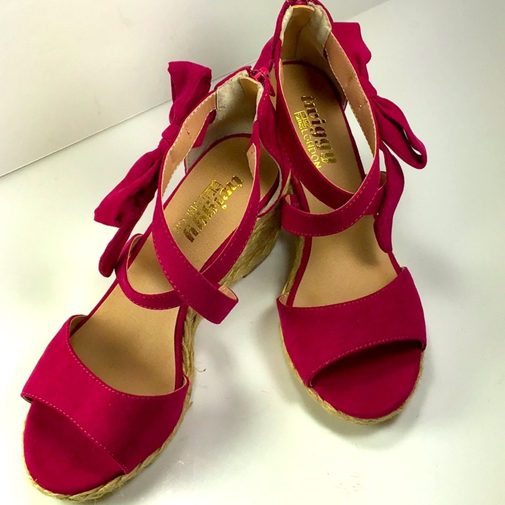 Twiggy London Shoes Espadrille Strap Wedge Sandal Size 6.5